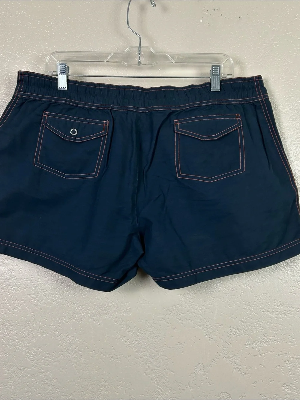 Nike Women Athletic Shorts XL Unlined Elastic Waist Running Shorts with Pockets